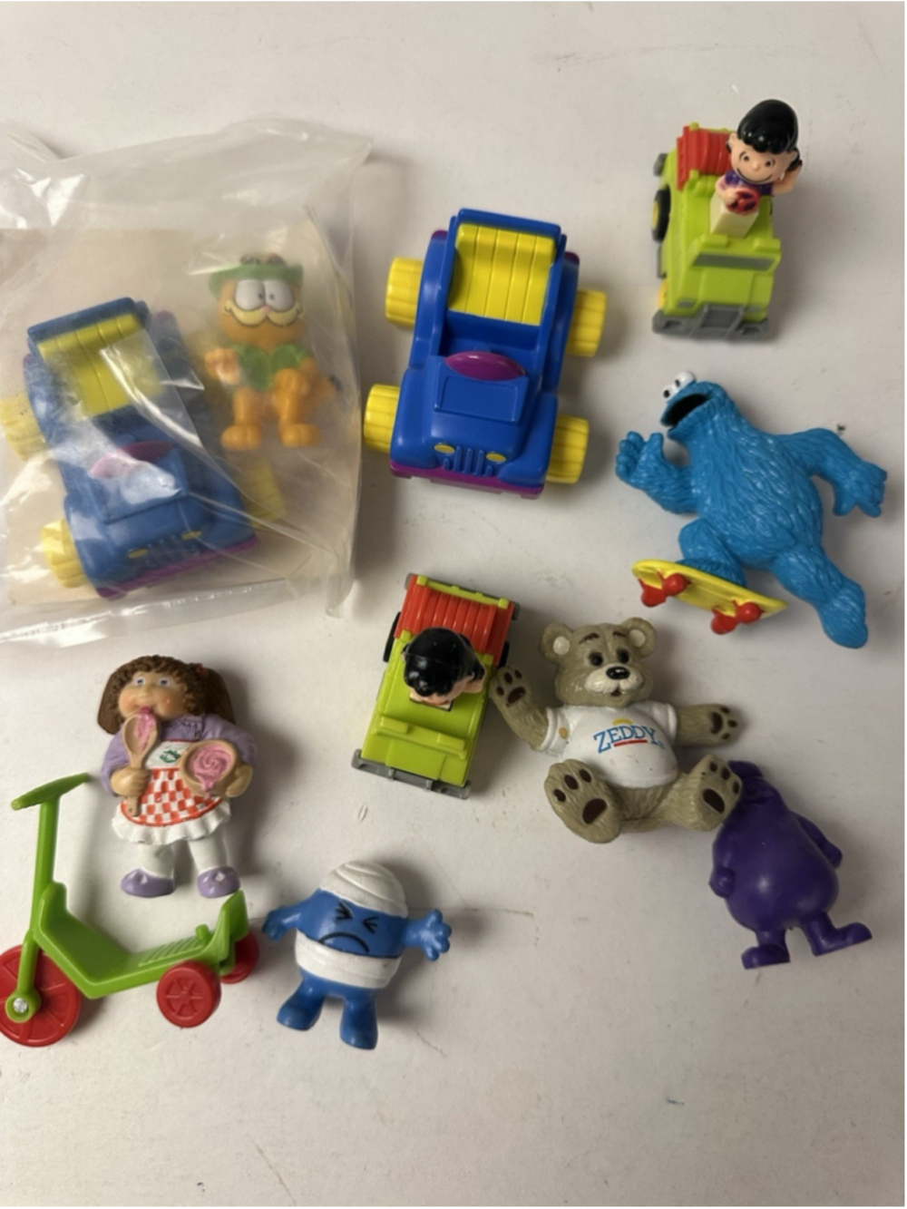 Vintage Toy Figure Lot Garfield Cookie Monster Cabbage Patch Kids Smurf Grimace